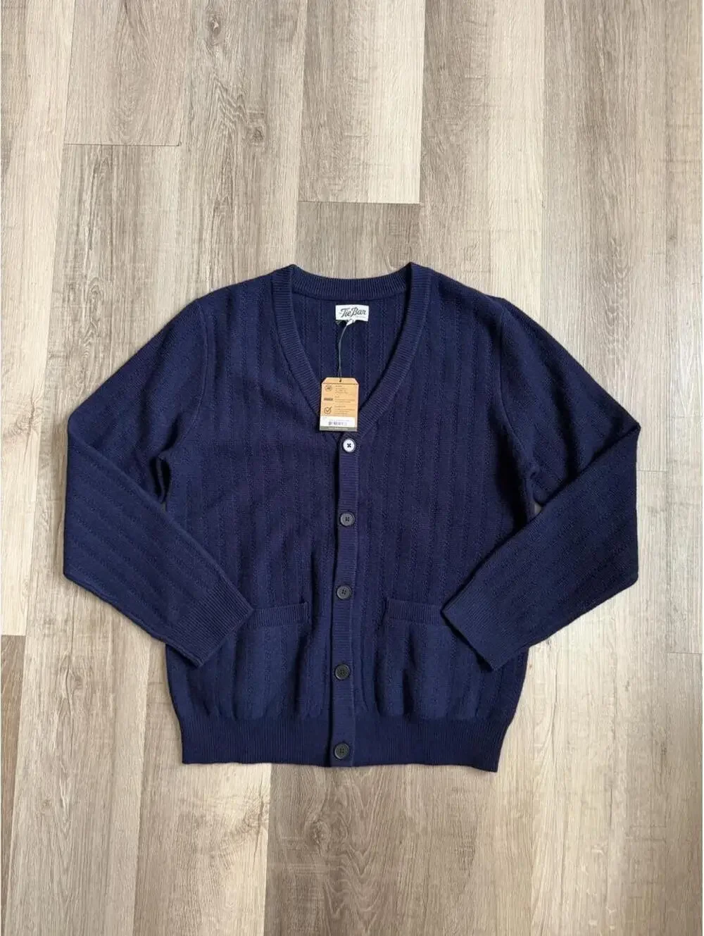 NWT The Tie Bar Chicago Navy Blue Cardigan wool Sweater size M
